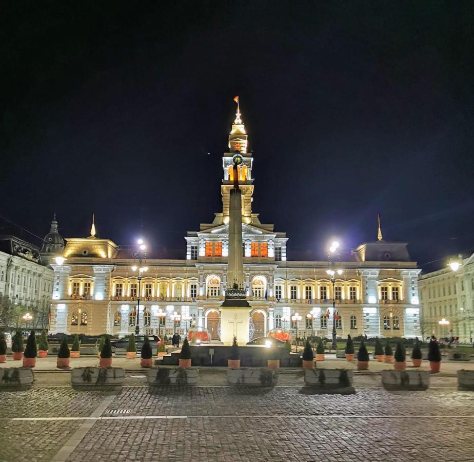Silent Downtown Apartment Arad Zewnętrze zdjęcie